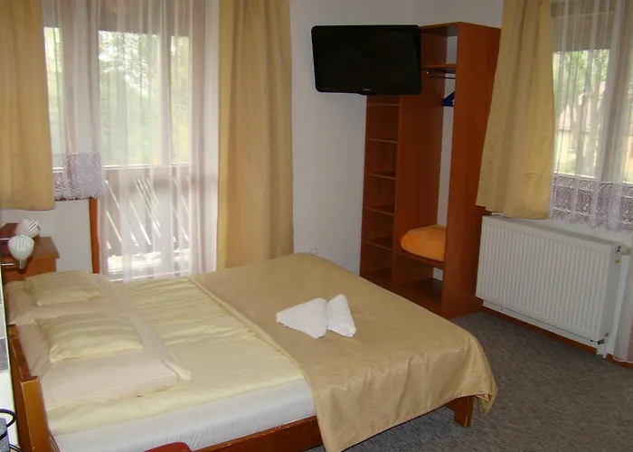 Stenia לינה וארוחת בוקר 3*